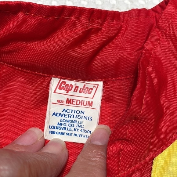 Vintage Bobcat Medium Windbreaker Front Zip Long Sleeve Nylon Red Pockets - Picture 6 of 12